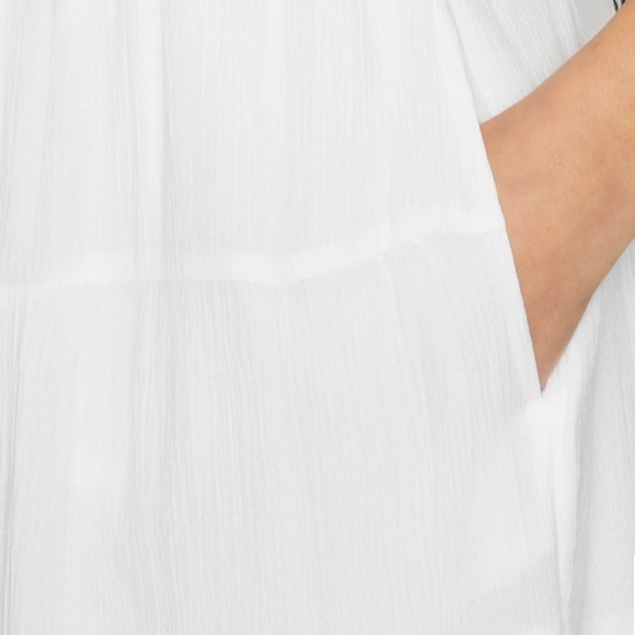 Hollister Dress in color white size medium - Picture 4 of 8